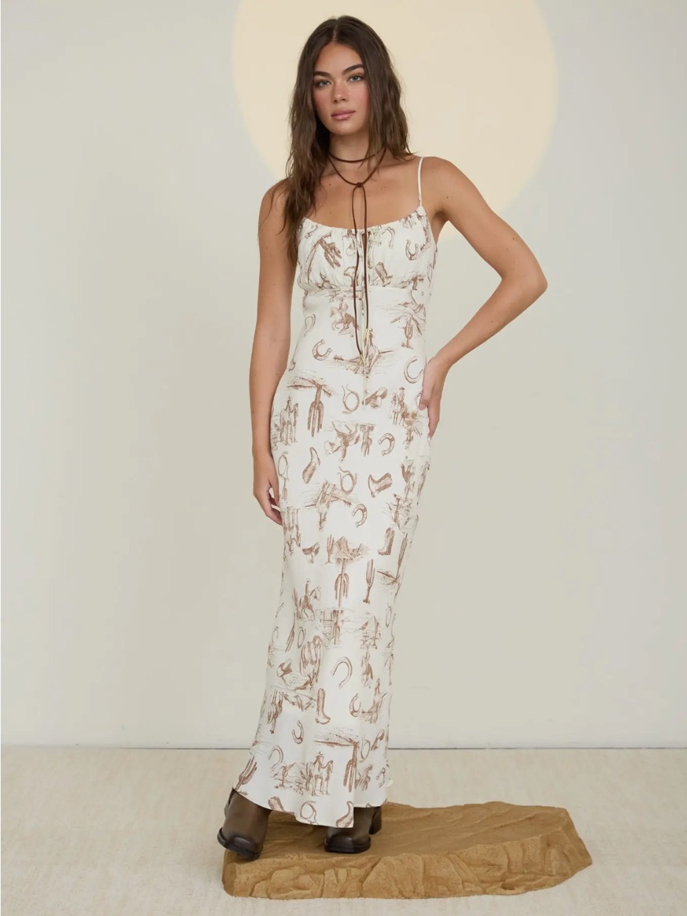 🆕🤍THE WESTERN DRESS - Picture 3 of 4